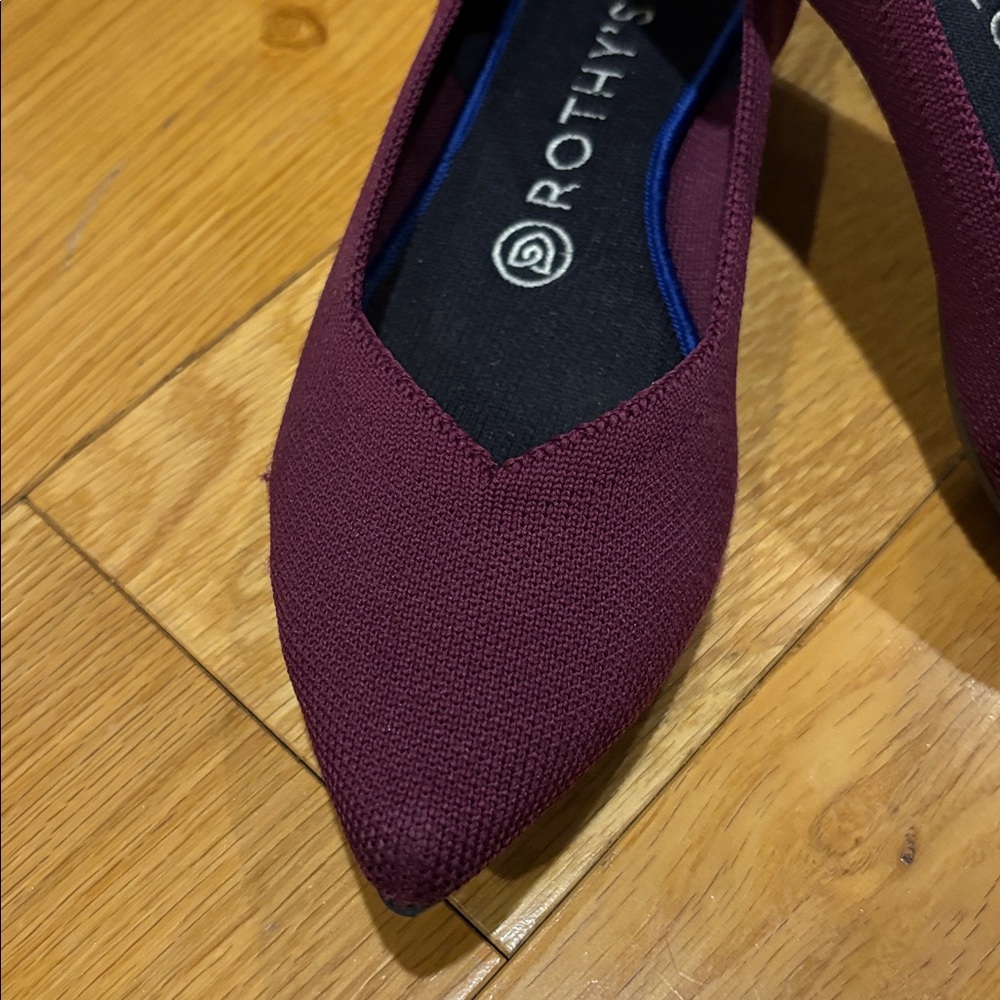 Rothy’s The Point flats in Cabernet Sz 7.5 - Picture 10 of 12